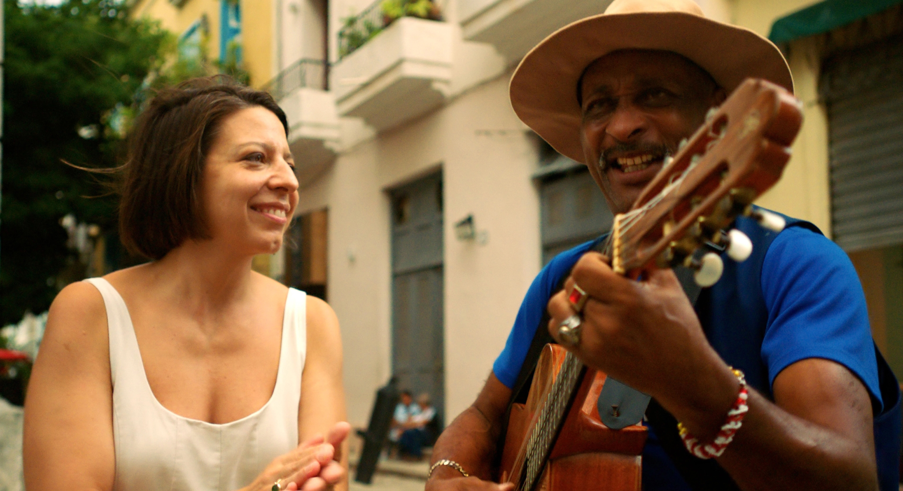 Bare Feet with Mickela Mallozzi, Season 8